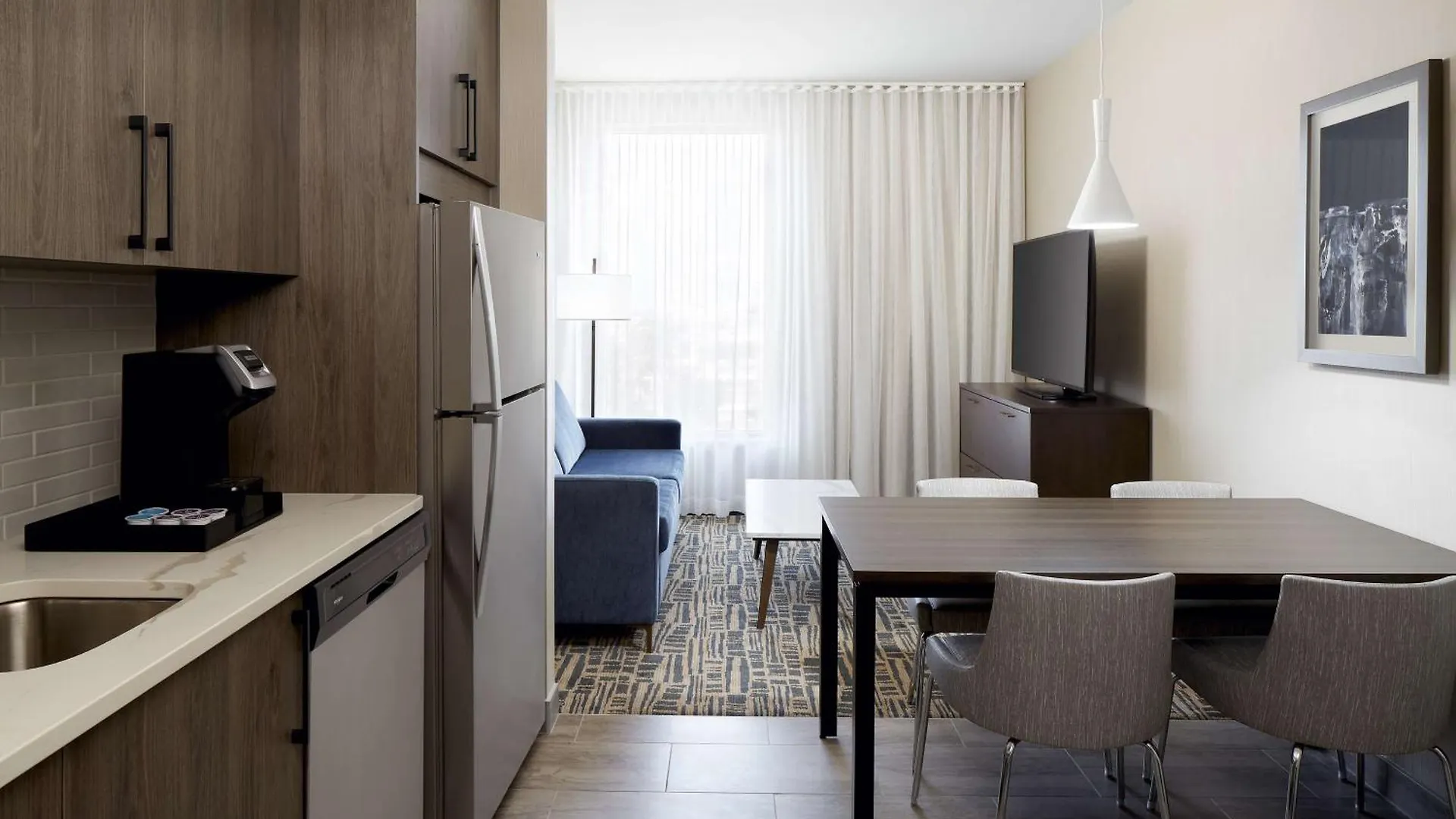 Homewood Suites By Hilton Montreal Midtown 3*,  Canada