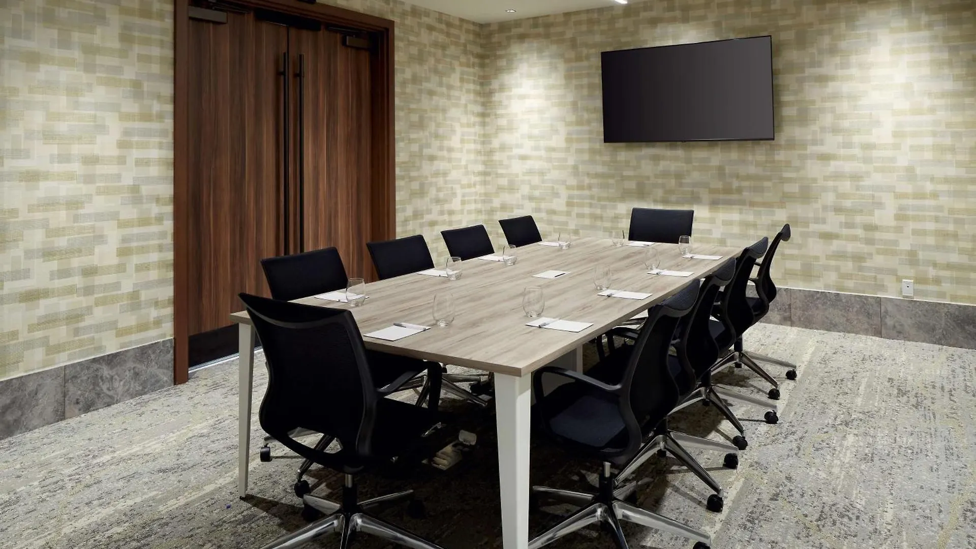 Homewood Suites By Hilton Montreal Midtown 3*,  Canada