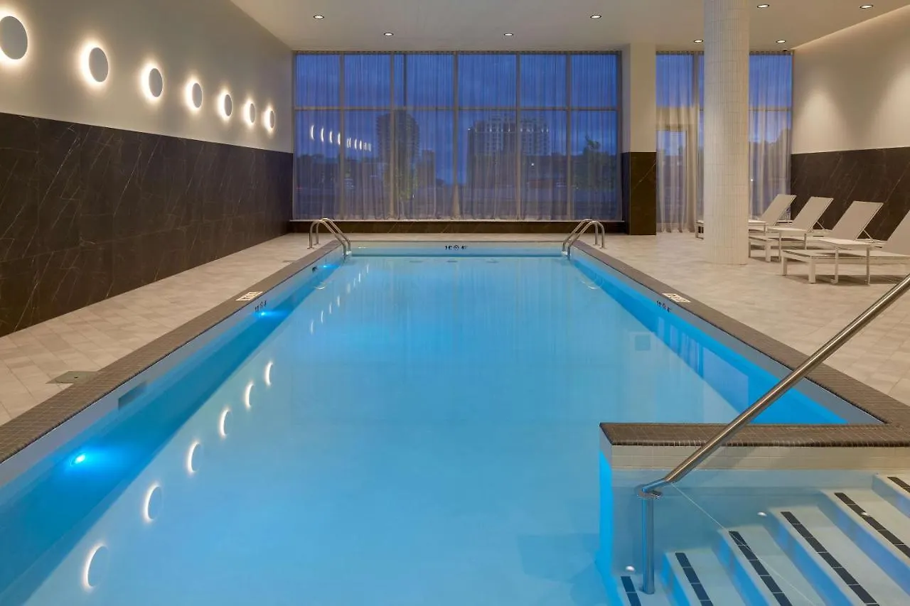 Homewood Suites By Hilton Montreal Midtown 3*,  كندا