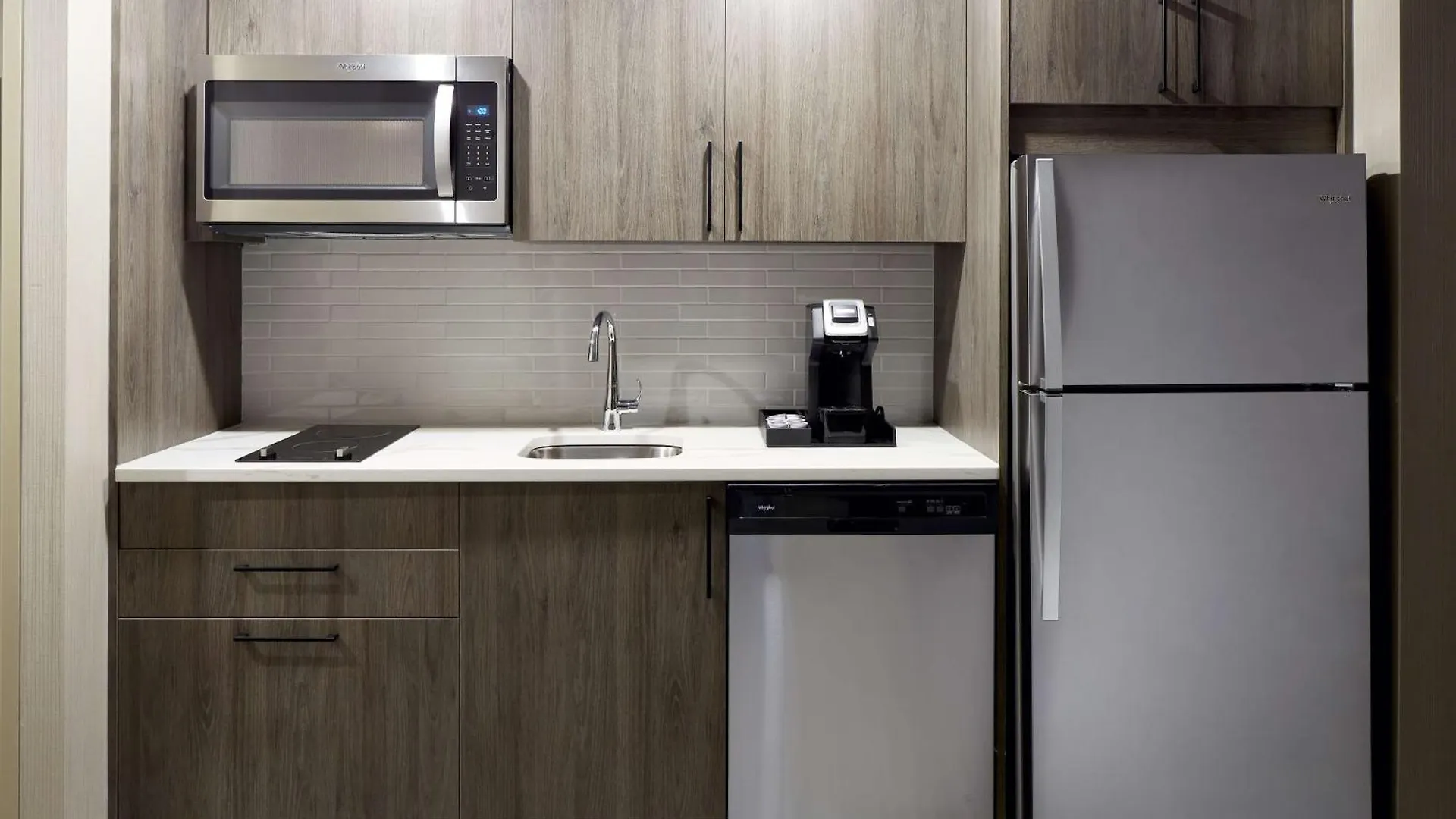 Homewood Suites By Hilton Montreal Midtown كندا